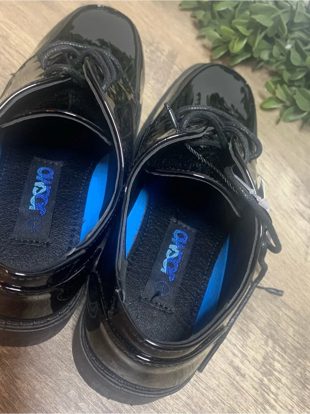 Boys Classic Black Patent Leather  Lace-Up Dress Shoes Size 1